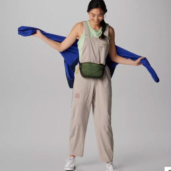 Columbia Women’s Wallowa Softshell Overall Crushed Clay Size Large EUC - Picture 1 of 9